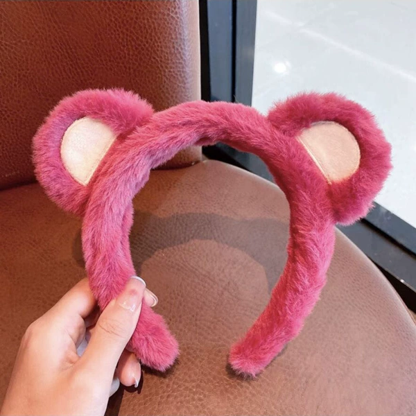 Rose red ears