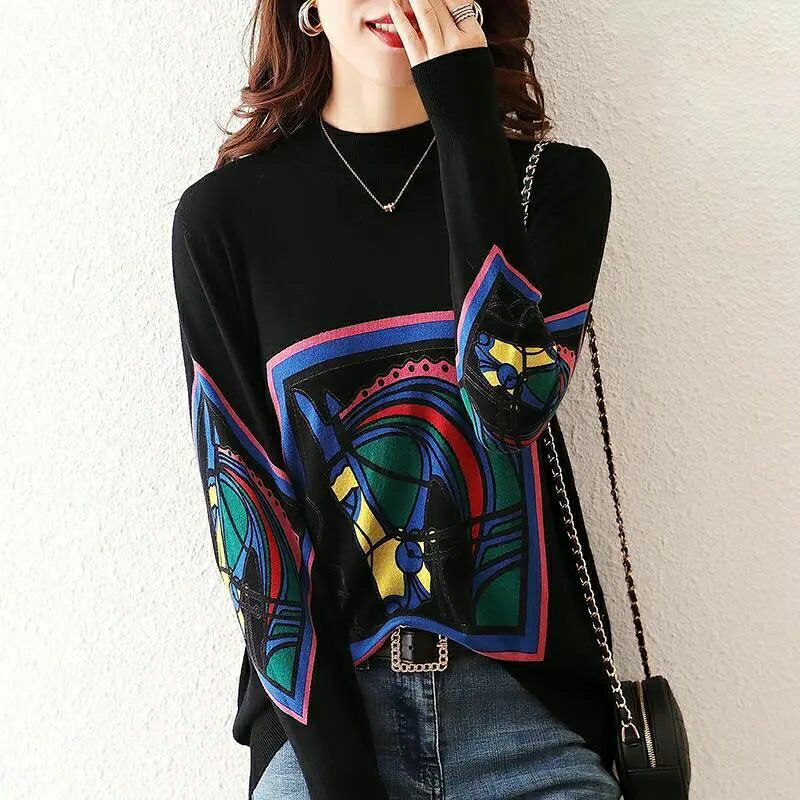 Knitted autumn black sweater