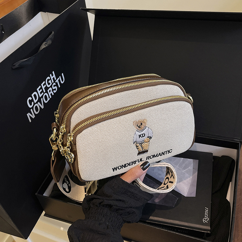 Katie Bear 2025 New Women's Bag, Fashionable and Versatile Camera Bag, Cartoon Cute Shoulder Bag, Crossbody Bag, Small Square Bag