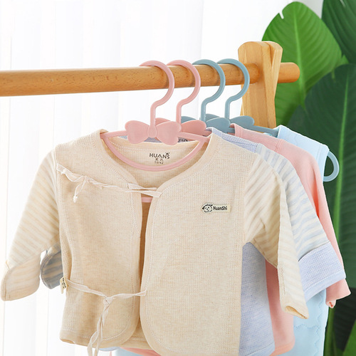Children's clothes hanger, multifunctional baby and child clothes hanging, newborn clothes support, small baby clothes drying rack, household anti-slip