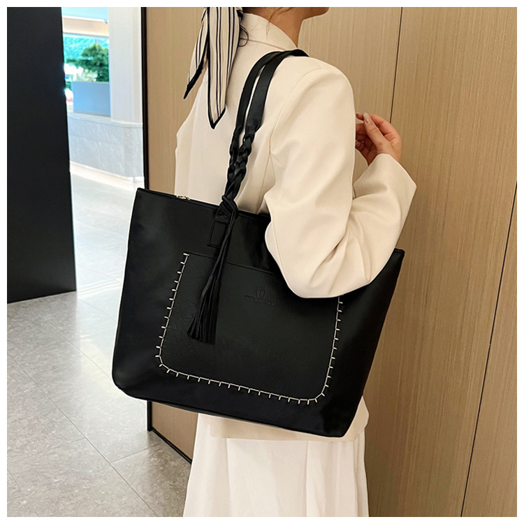 Fringe Twisted Bag 3