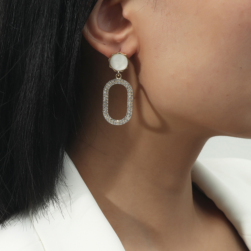 欧美新款时尚椭圆满钻几何形耳环ins创意镂空耳钉耳坠饰品批发女