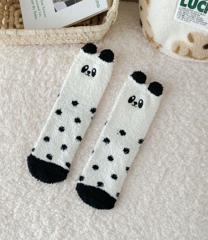 Calcetines de Piso de Terciopelo Coral de Poliéster Antiolor y Bordados para Invierno