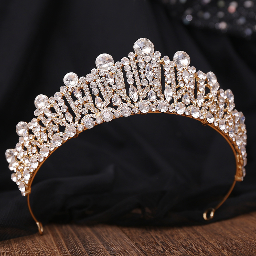 Bridal Shiny Women's Solid Color Alloy Rhinestone Diamond Crown display picture 12