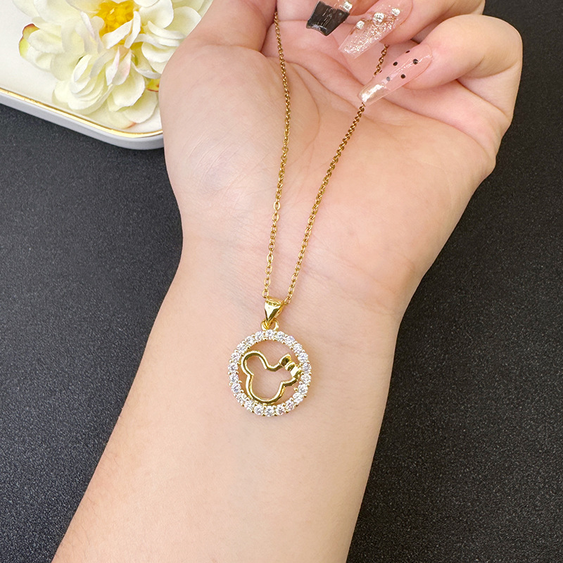 Collar de oro de arena antigua, anillo de diamantes de colores, pendientes de Mickey Mouse, sentido del diseño pequeño, fuente de joyería que no se desvanece durante mucho tiempo