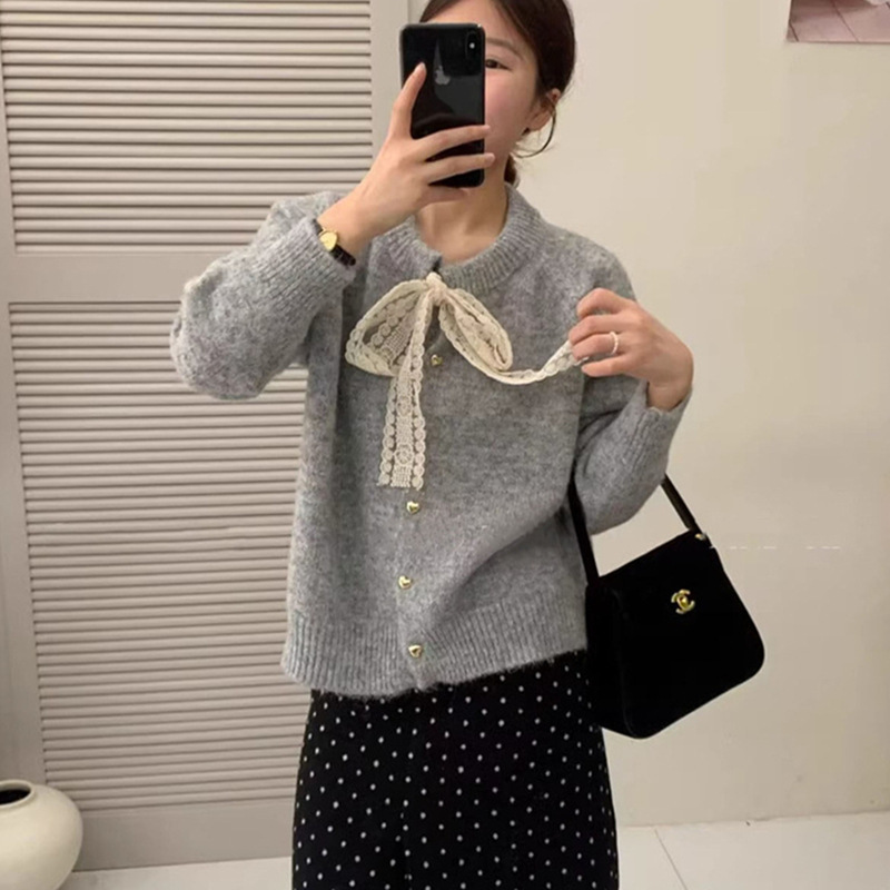 设计感蕾丝系带圆领毛衣外套女秋冬新款韩系宽松减龄针织开衫上衣|undefined