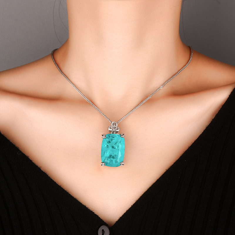 2024 Nuevo producto Zhuang Shengsheng Jewelry Fondo de cobre chapado en oro simulación esmeralda Pa azul collar colgante grande 20*28