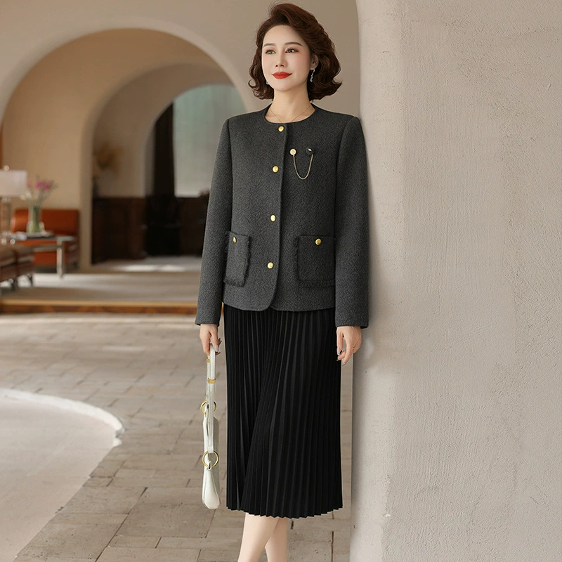 2025 среднего и пожилого весеннего платья новая мода из двух частей платье маленькая ароматная юбка женская теплая одежда