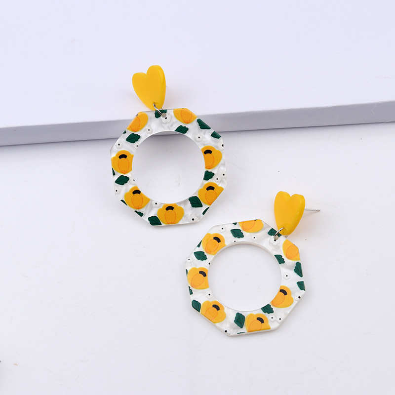 18g Weight Drop Earrings Classification 1 Pair Quantity Daily Occasion Acrylic Material Flower Pattern Women'S Gender Stoving Varnish Design Retro Style 1 Pair Retro Flower Stoving Varnish Arylic Drop Earrings 5