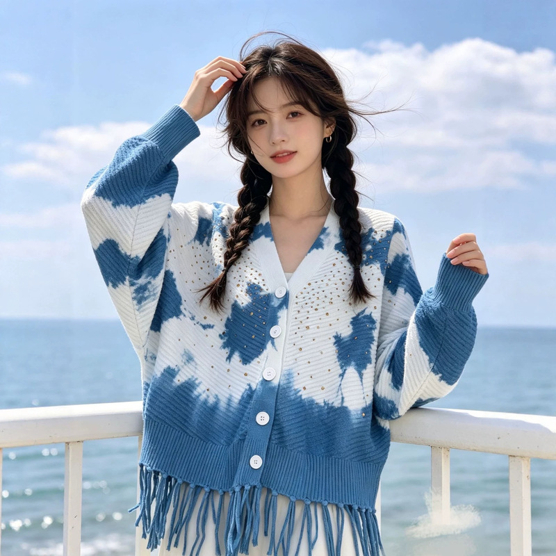Yunnan Dali Factory Direct Sale Pure Plant-Based Indigo Dye Tie-Dye Travel Leisure Women's Knit Sweater Jacket Yunnan Dali Factory Direct Sale Pure Plant-Based Indigo Dye Tie-Dye Travel Leisure Women's Knit Sweater Jacket
