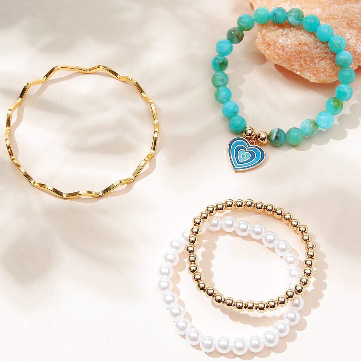 Fashion Geometric Heart Shape Alloy Bracelets 4 Pieces