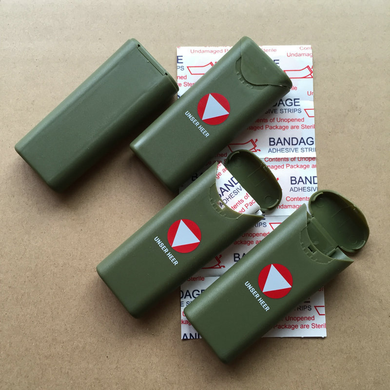 热销款自带创可贴创可贴盒 止血贴盒 翻盖绷带盒 便捷式创口贴盒