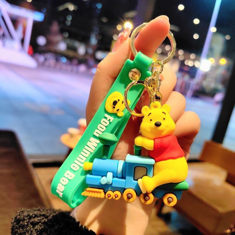 Dibujos animados pvc serie de anime llavero juego de marea muñeca llavero de coche bolsa colgante máquina de garra regalo al por mayor