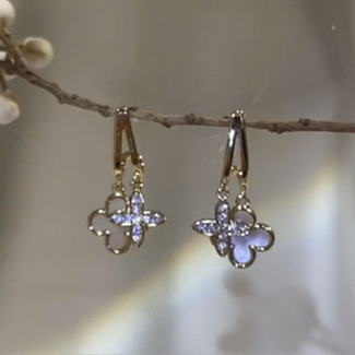 O1CN018YsccT1E6ogilwIN8_!!2207