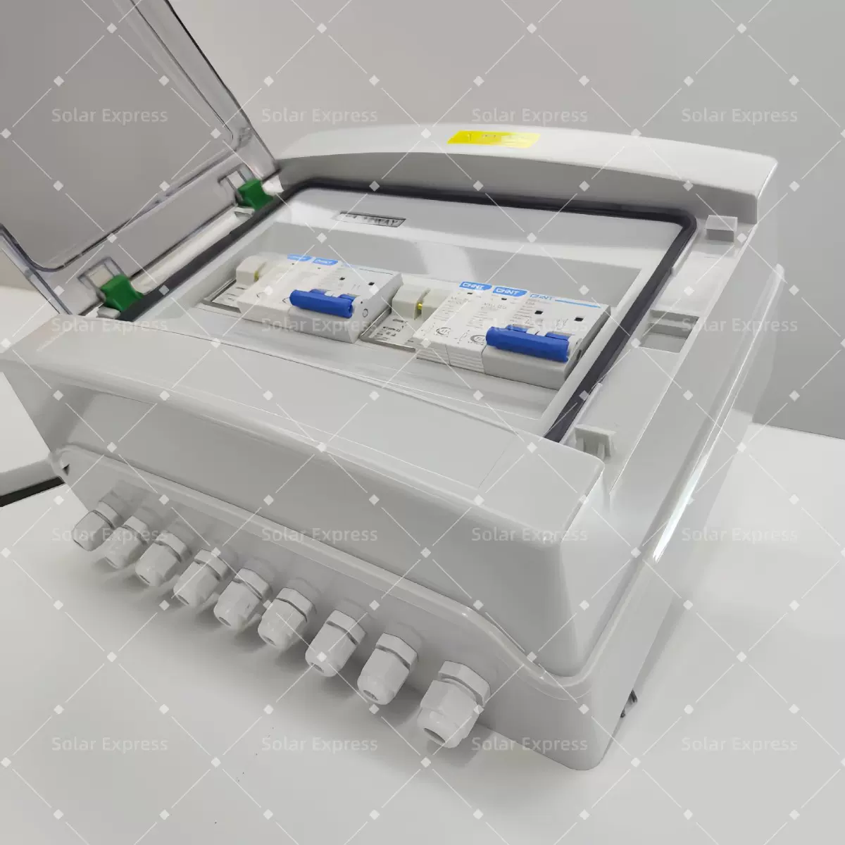 光伏汇流箱太阳能板直流配电箱2进2出电压DC500V正泰CHNTCombiner