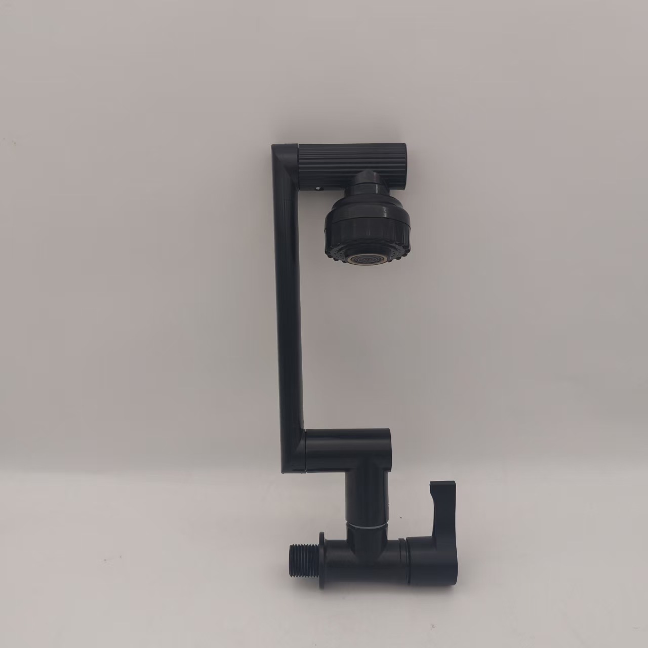 Grifos de pared de Grifos de plástico de enfriamiento único del sudeste asiático Grifos de cocina Grifos de tipo horizontal