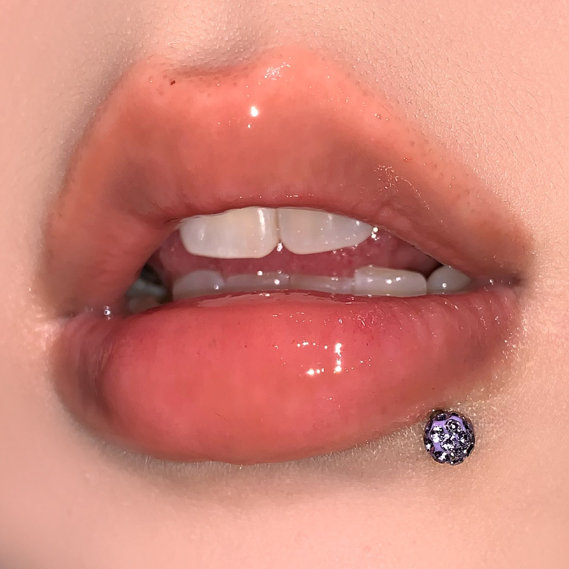 Pointed titanium steel lip stud product view