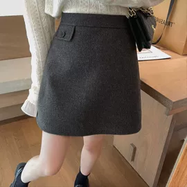 半身裙;休闲裤;女士短裤