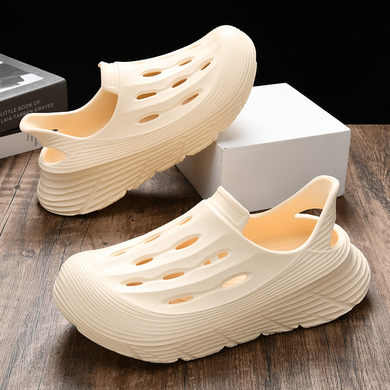 Zapatos con agujeros, suela gruesa para mujer, antideslizante, transpirable, sandalias y pantuflas ligeras, parejas, pies suaves y sin desgaste, zapatillas de tacón