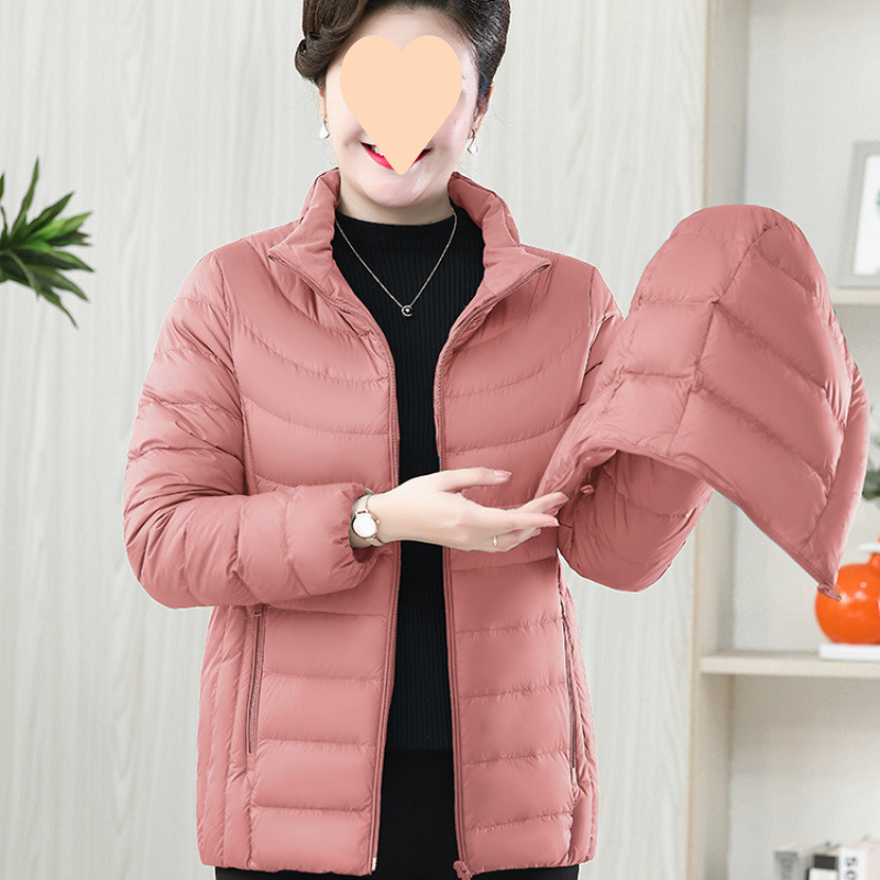 밝은 빨간색