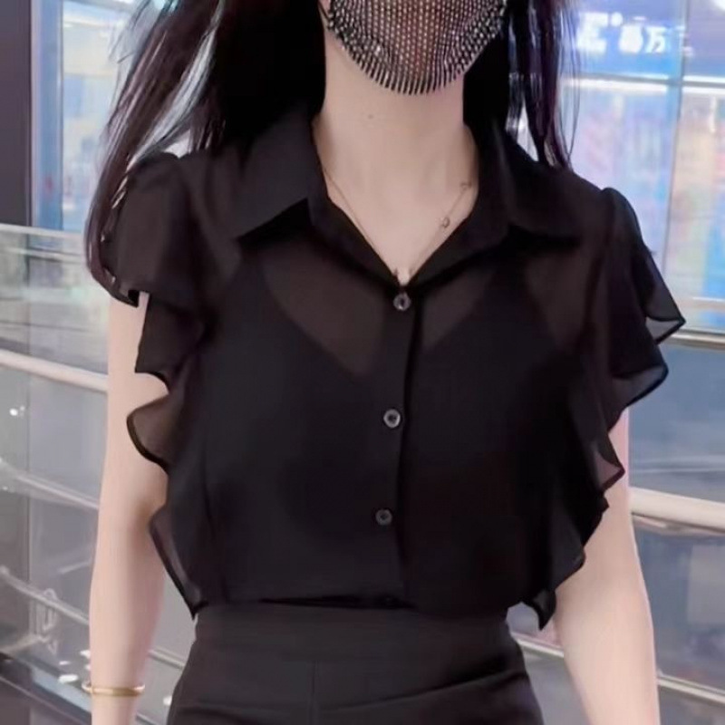 검은색