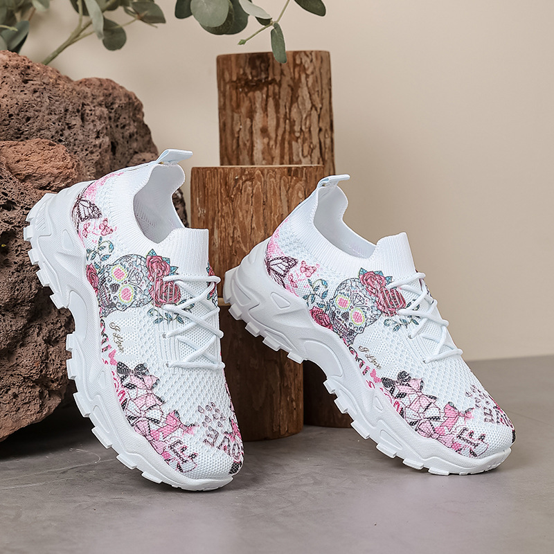 2025春秋新款速卖通外贸大码女休闲单鞋temu花朵图案坡跟运动女鞋