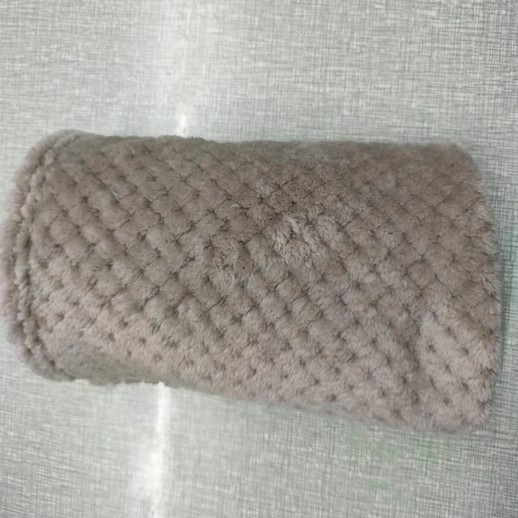 Manta transfronteriza manta a cuadros de piña manta de franela de malla de color sólido malla de terciopelo manta de comercio exterior manta para mascotas