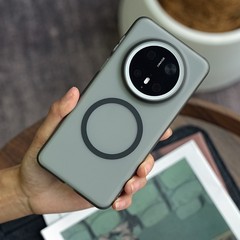 華為Mate70Pro超薄型ベアメタル手触り携帯ケースmate70肌感フロスト磁気吸引ハードケース60