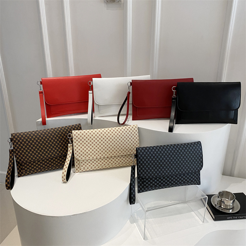 Sobres de gran capacidad para mujeres de alta calidad sensación de fiesta de cena de viaje personalidad de moda de color sólido lujoso nicho bolso