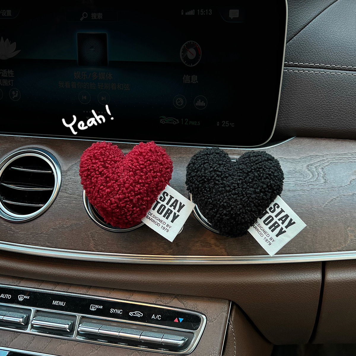 Perfumes de automóviles de automóviles aromáticos con aire acondicionado salida de aire amor decoración de accesorios interiores de automóviles fragancia ligera eliminación de olores