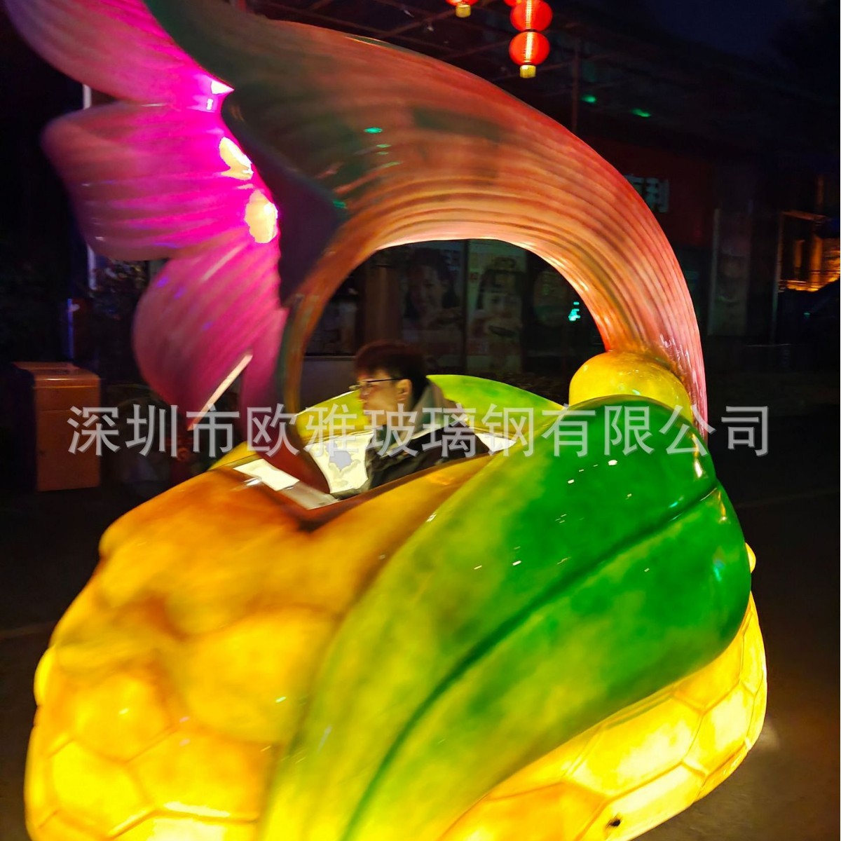 透光玻璃钢花车花船雕塑 主题乐园内发光制品  房地产商场美陈