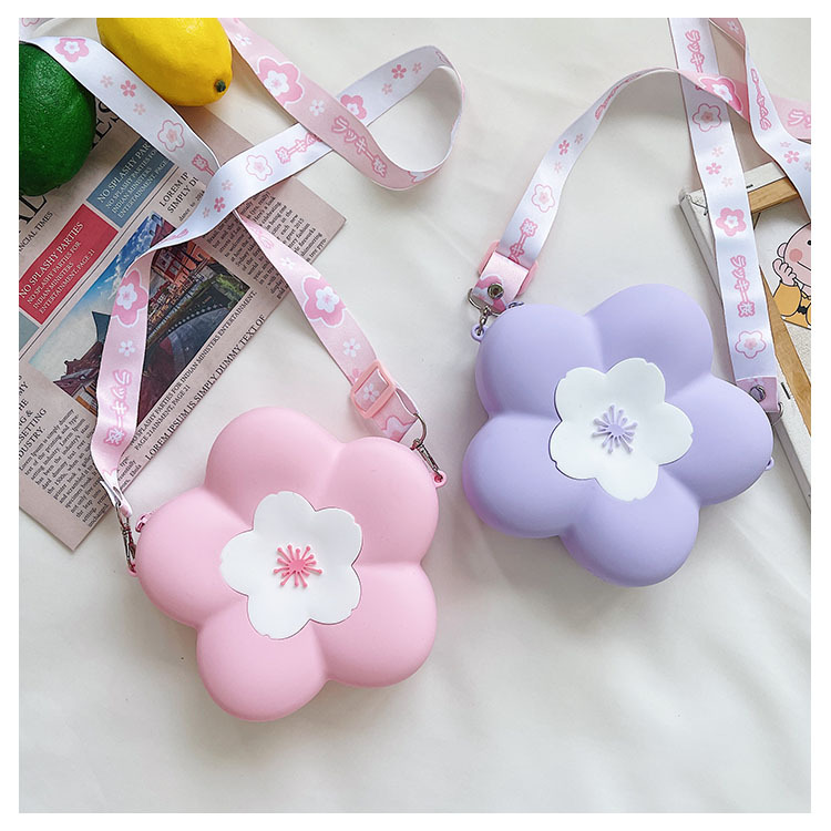 Nihaojewelry Sac En Silicone De Messager En Forme De Fleur Simple En Gros display picture 2