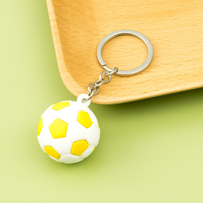 ミニサッカーのキーホルダーのペンダントをシミュレーションします。|undefined