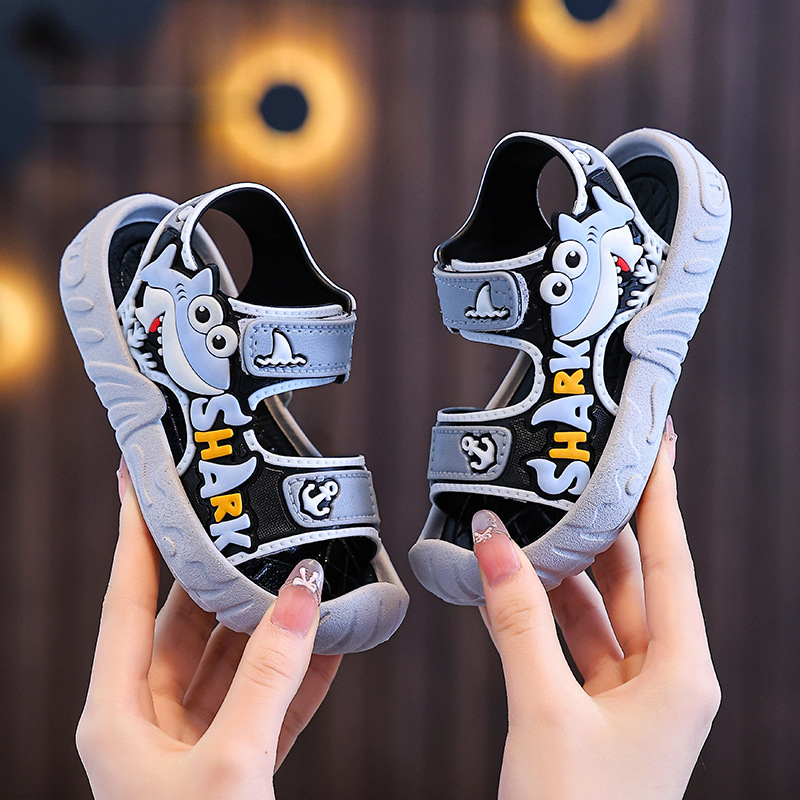 2026 verano nuevas sandalias para niños niños de dibujos animados tiburón sandalias antideslizantes con suela suave zapatos para bebés pequeños image 8