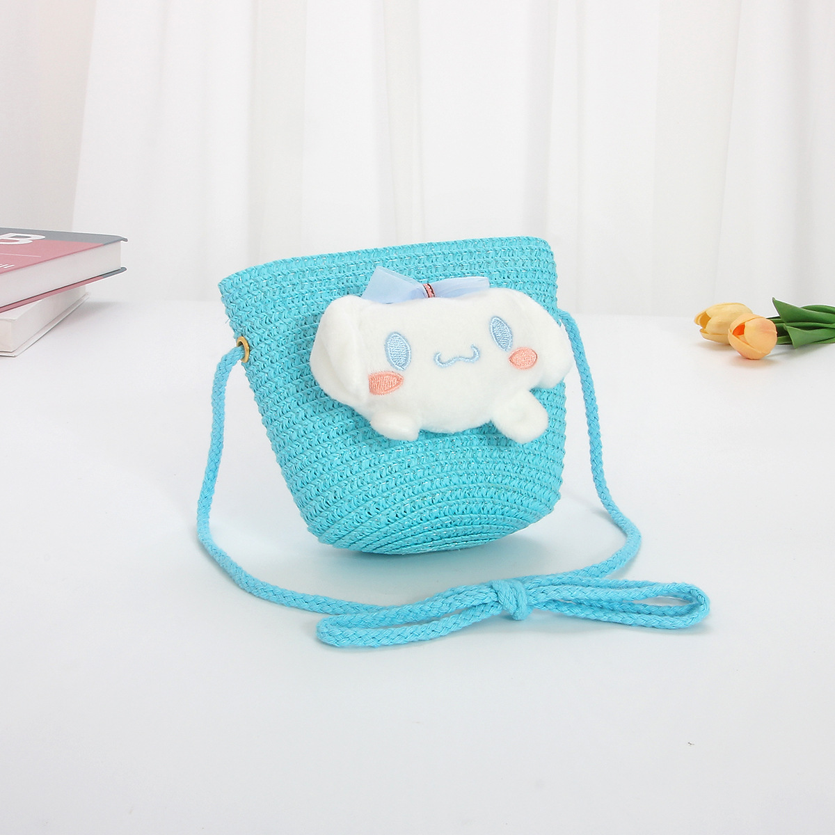 하늘색 작은 가방 - Xiaobai