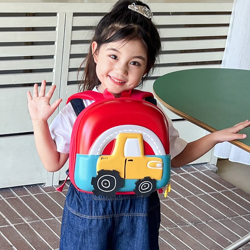 2024 nueva mochila para niños jardín de infantes mochila para estudiantes de primaria lindo coche animado mochila de cáscara de huevo para niños y niñas