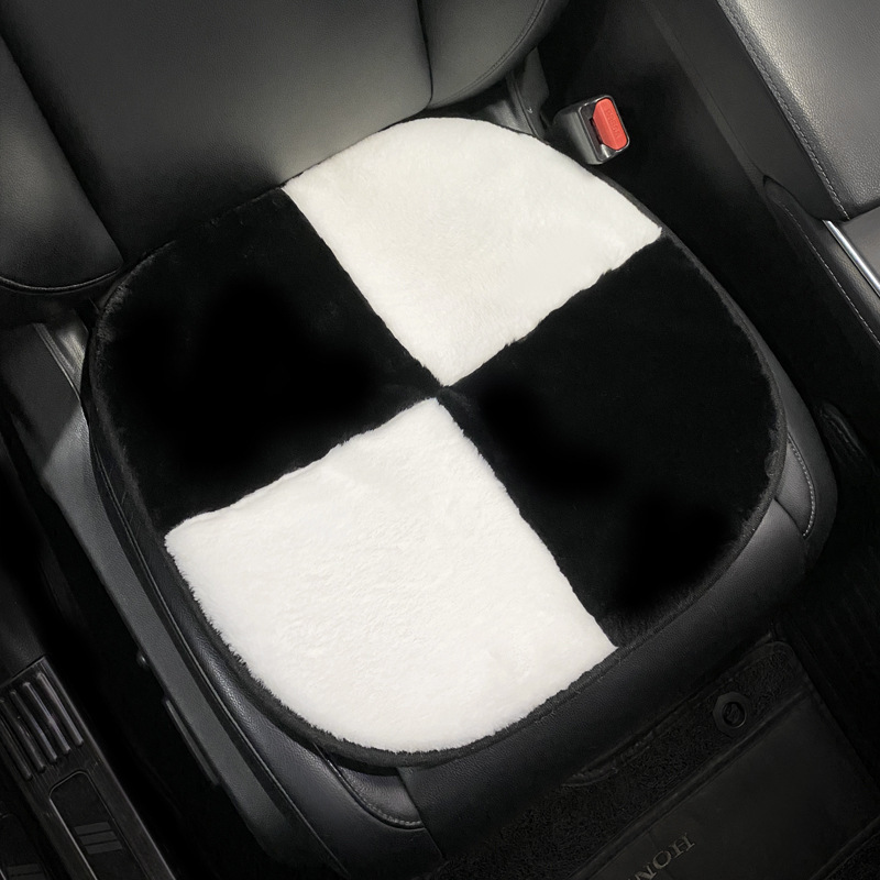 車のクッションの車のクッションの冬の車内の通気性の車のクッションの一枚の後ろの列の小さい腰のネットのネットのクッションのぬいぐるみの女神|undefined