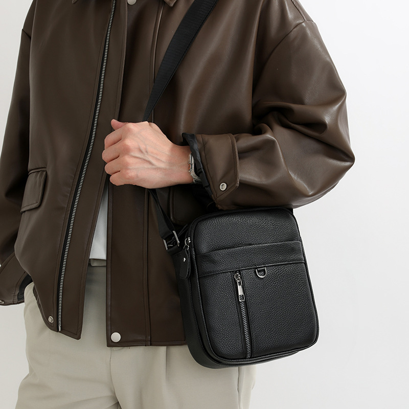 Cross-Border Cowhide Shoulder Bag, Genuine Leather Men's Bag, Large Capacity Men's First-Layer Cowhide Crossbody Bag, Casual Fashion Backpack, Trendy