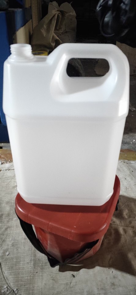 河南厂家现货通用包装正方形10L公斤㎏尿素壶消毒液瓶壶新品