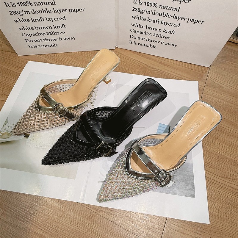 2026 nuevo verano de malla de diamante mitad zapatillas zapatillas de tacón frío zapatillas de tacón alto mujer ropa exterior de moda tacones delgados punta