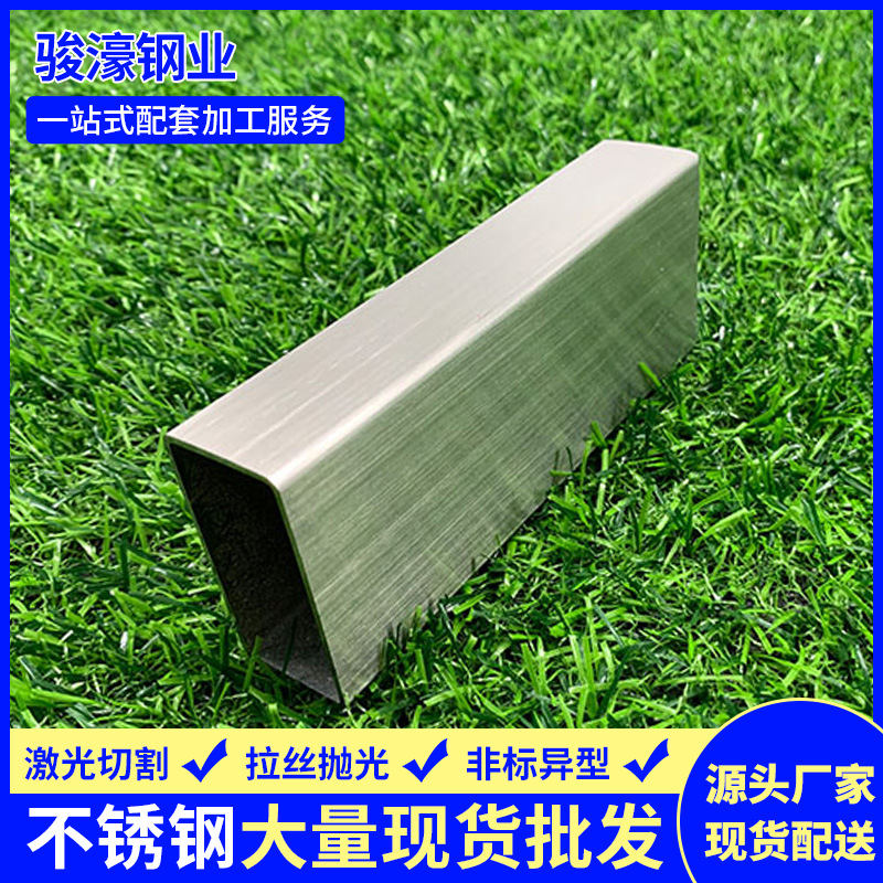 不锈钢厂家批发304不锈钢方管拉丝不锈钢方矩管65*65不锈钢方钢管