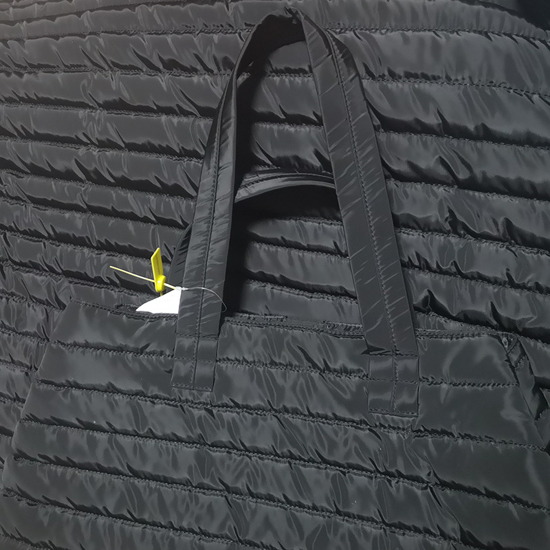 Fábrica de procesamiento de bolsos de cuero de algodón image 6