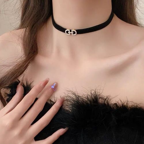 Light Luxury Niche Black Rope Necklace for Women, High-End Choker Lock Chain Collar Necklace Neck Chain Neck Strap Accessory Collar