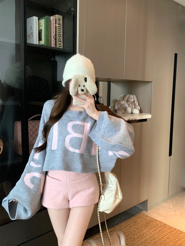 Cool and Trendy Street-Style Letter-Print Sweaters, This Year's Popular Hot-Selling Women's Fashion, New Autumn Design Knitwear Cool and Trendy Street-Style Letter-Print Sweaters, This Year's Popular Hot-Selling Women's Fashion, New Autumn Design Knitwear