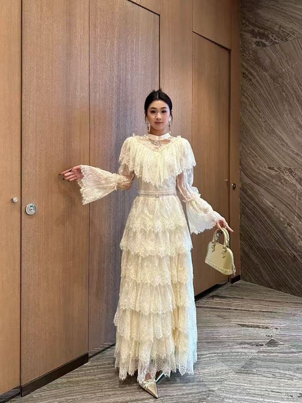 宴会晚装礼服裙长裙2025秋女喇叭袖网纱拼蕾丝绣花荷叶木耳连衣裙|undefined