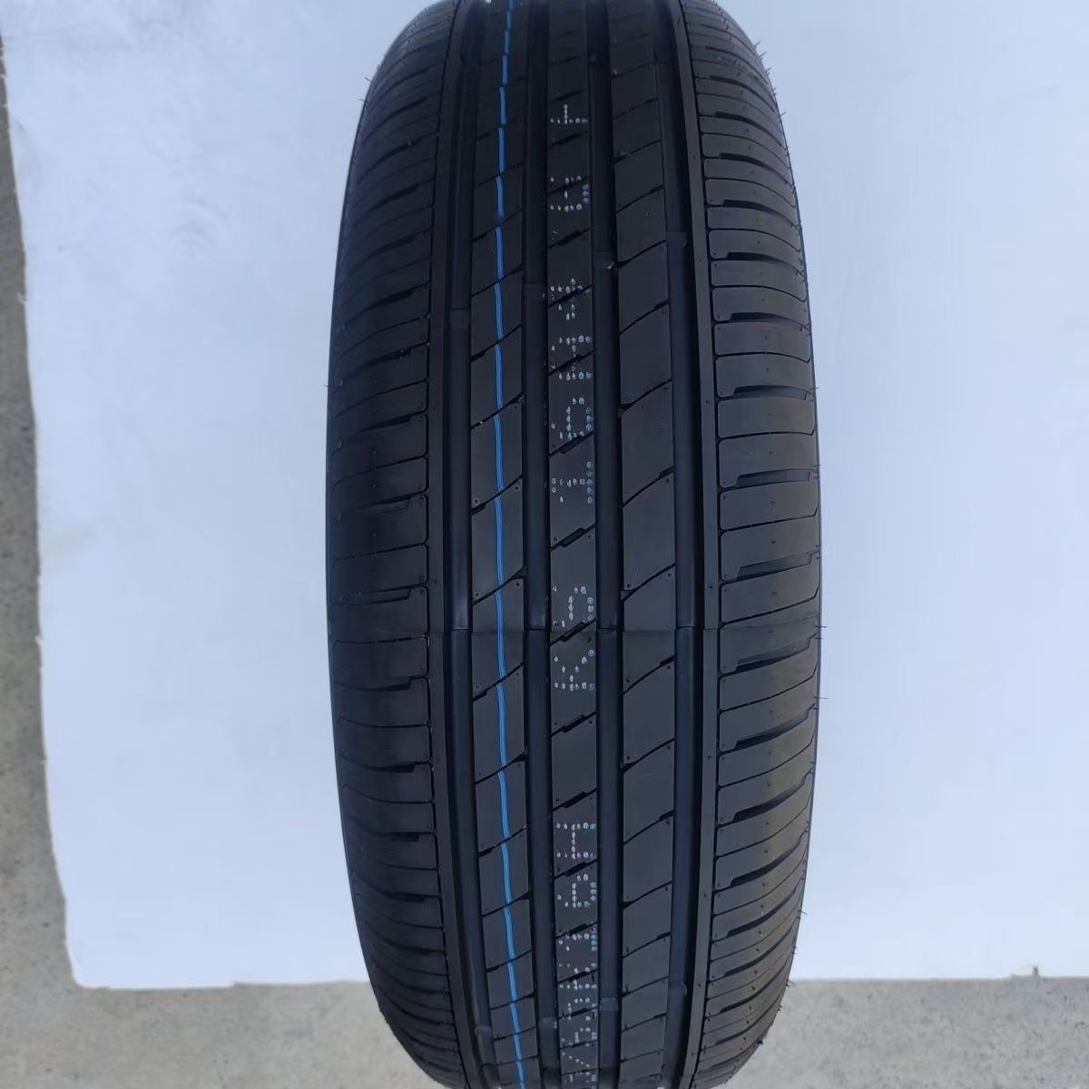 Koda Tire 215/60R16 95V Silent Fit Accord Camry Reiz Crown 21560R16