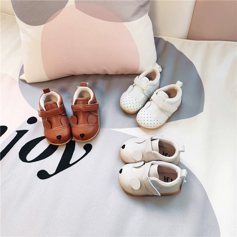 Детские кожаные туфли на липучках с мягкой подошвой в весеннем стиле, с мультяшным принтом, для малышей, мальчиков и девочек