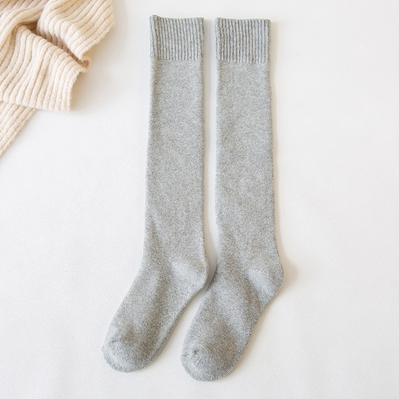 Calcetines de media pantorrilla de las mujeres calcetines de otoño e invierno engrosados Terry calcetines de pantorrilla calientes medias de toalla forradas de lana medias Zhuji altas