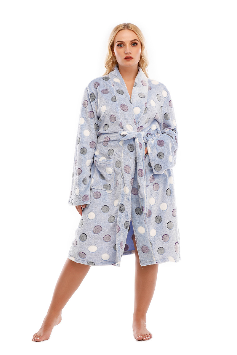 Hot sale autumn and winter new thickened large size flannel ladies' casual sweet nightgown home clothes can be worn outside_voghion.com