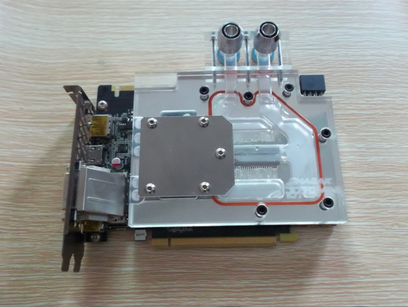 索泰GTX 1070  8GB 显卡水冷头 全覆盖 头 微水道 透明